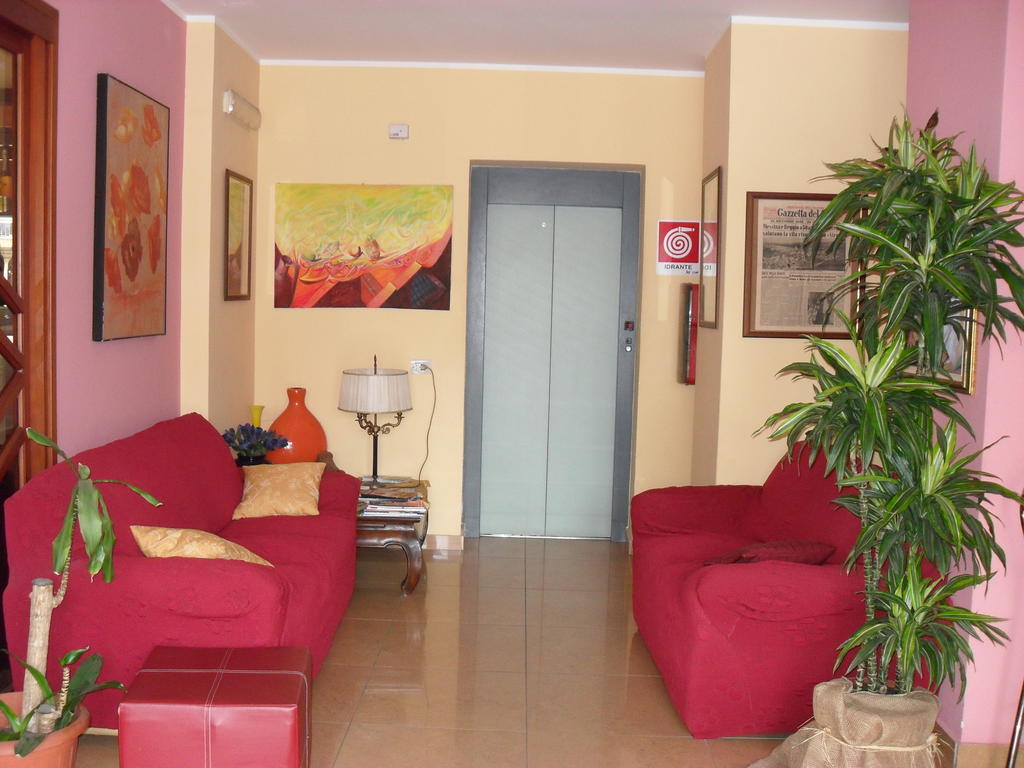 Hotel Piro Torrenova  Экстерьер фото